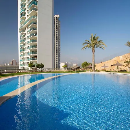 Highrise With Amazing Sea Views *
