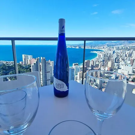 Highrise With Amazing Sea Views